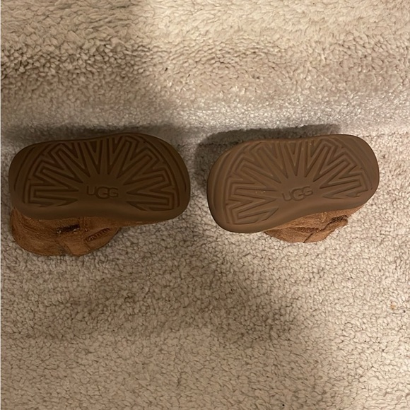 Baby uggs worn twice! - Picture 3 of 3